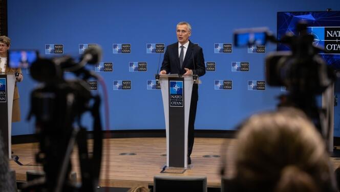 北约秘书长斯托尔滕贝格4月5日召开新闻发布会